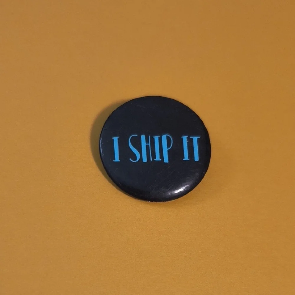 Colorful Pin Button Set - Picture 4 of 8